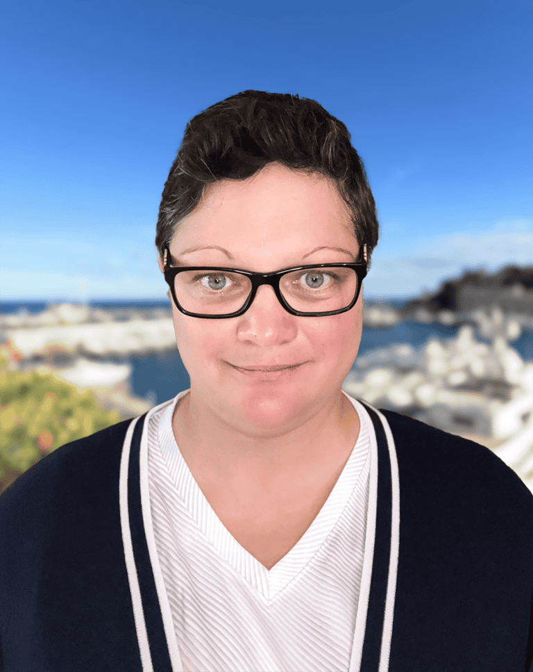 Rita Irvine-Kalmikova Headshot